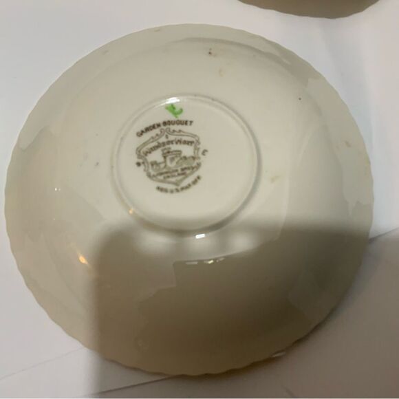 Set of 2 Vintage Windsor Ware Garden Bouquet Johnson Brothers Cup and Saucer Set - Picture 5 of 5